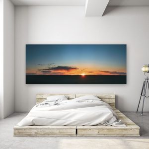 Fotografía – Paisaje de campo bajo un cielo colorido al atardecer y al amanecer