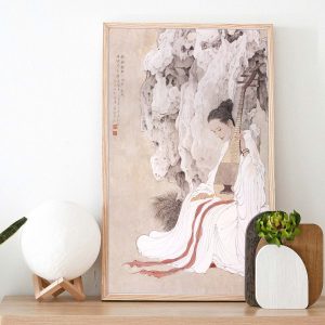 Niña jugando guqin chino