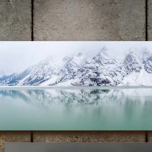 Paisaje del lago Tíbet Ranwu después de la nieve