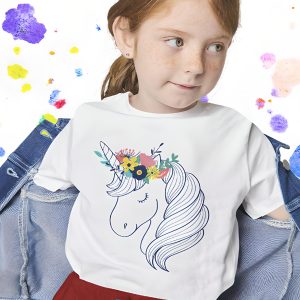 Camiseta infantil – Pequeños Encantos – Flora Dreamhorn